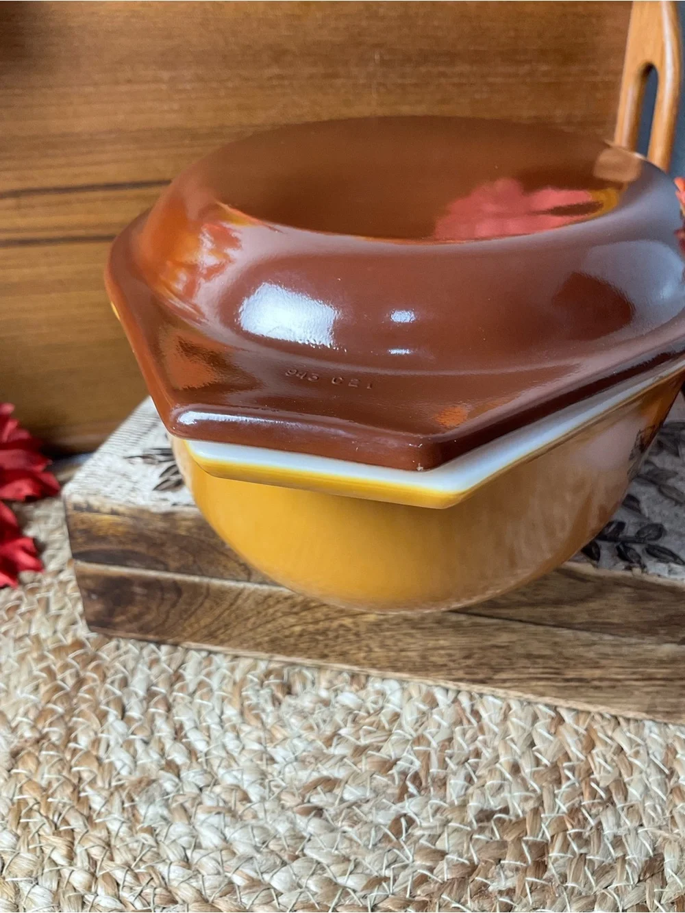 Vintage Pyrex Old Orchard 1.5&2.5 Qt Casserole Set with original lids